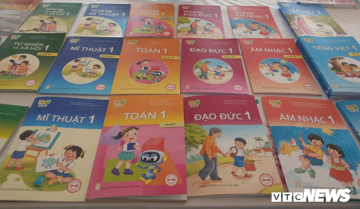 Nhà xuất bản 'thuê' Sở GD&ĐT TP.HCM biên soạn sách: Bộ GD&ĐT nói gì?