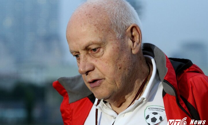 HLV Afghanistan nổi giận, chê Việt Nam làm việc nghiệp dư
