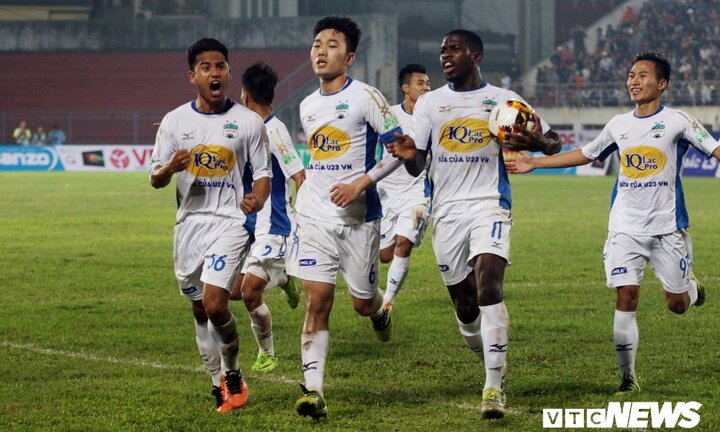 Vòng 4 V-League: Hà Nội bứt tốc, HAGL khát chiến thắng đầu tiên