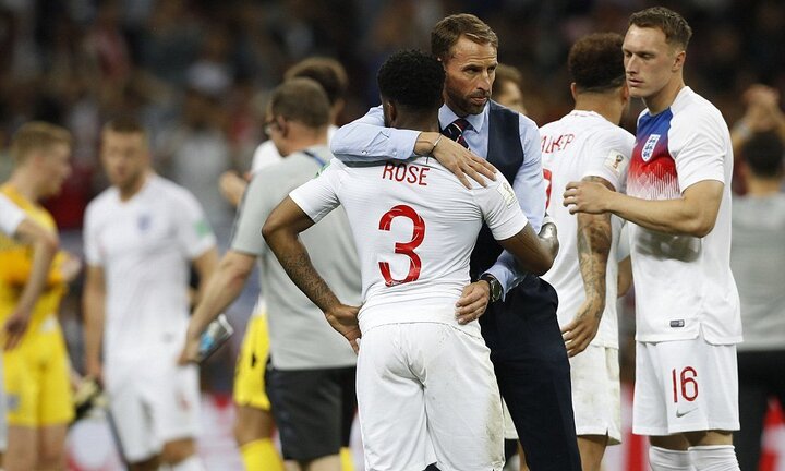 Tan giấc mơ World Cup, tuyển Anh nhận tâm thư xúc động từ giới truyền thông