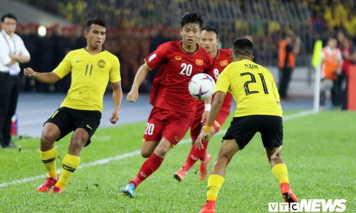 Danh thủ hay nhất Việt Nam 50 năm qua: Khi Malaysia gỡ 2-2, có cảm giác tuyển Việt Nam hơi bị hỗn loạn