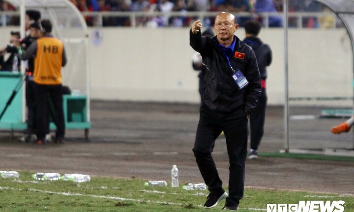 5 đội bóng K-League muốn chiêu mộ HLV Park Hang Seo: Phóng viên Hàn Quốc ngỡ ngàng, nghi chỉ là tin đồn