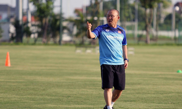 Đây là lý do HLV Park Hang Seo ‘bỏ qua’ Quang Hải, Văn Hậu ở U22 Việt Nam