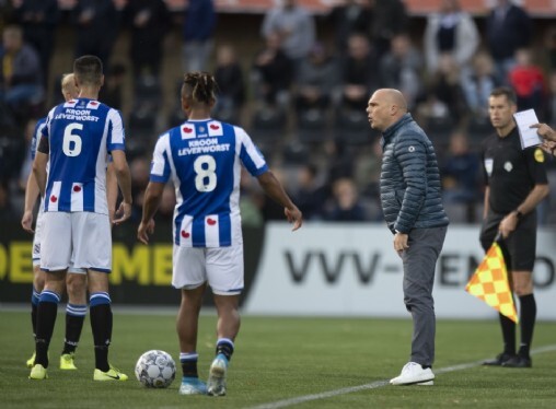 HLV Heerenveen nói thế này, Văn Hậu chắc chắn lại dự bị