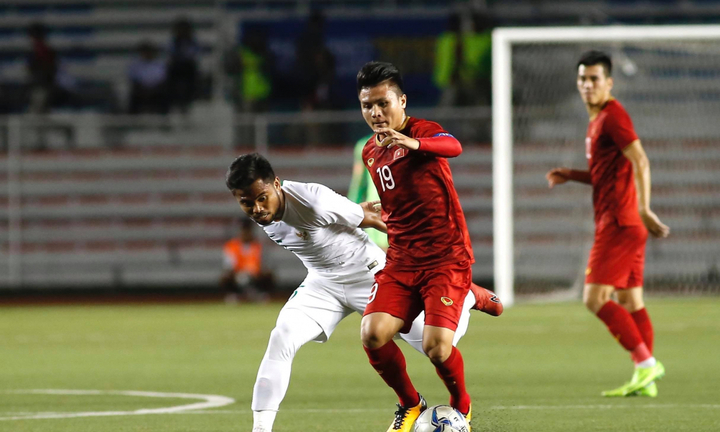 U22 Việt Nam 2-1 U22 Indonesia: Sai lầm Tiến Dũng và bệ phóng 'tinh thần Việt Nam'