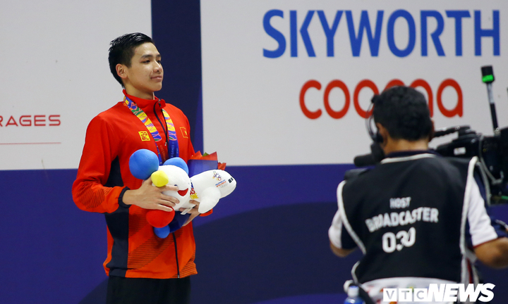 Thần đồng bơi lội Việt Nam bị đình chỉ học trước SEA Games: Phó Tổng cục trưởng Tổng cục TDTT hứa sẽ sớm giải quyết