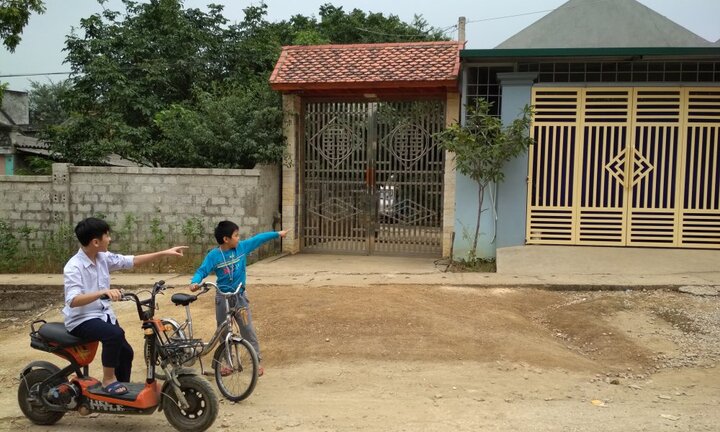 Bé gái 20 ngày tuổi bị sát hại dã man: Manh mối nào giúp tìm ra nghi can?