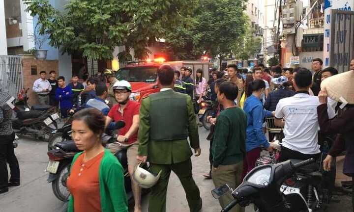 Hà Nội: Thanh niên nghi 'ngáo đá' phá nghĩa trang và chém bị thương công an