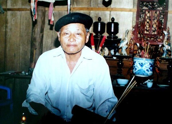 Gặp thầy bùa thượng thừa từng là cán bộ để vén bức màn bí mật bùa yêu xứ Mường