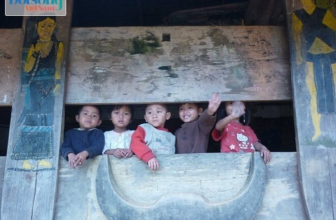 Bí ẩn tập tục chích máu tìm kẻ gian của đồng bào Ca Dong tỉnh Quảng Nam