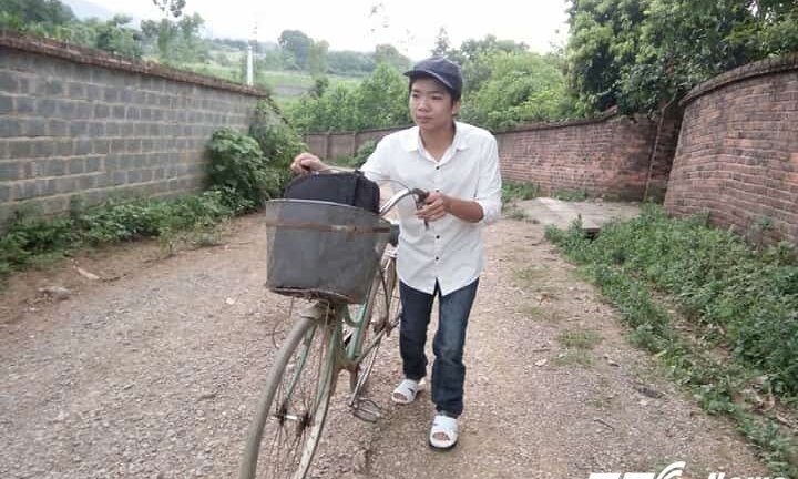 Ước mơ giản dị của cậu học trò tật nguyền đỗ tốt nghiệp với số điểm xuất sắc