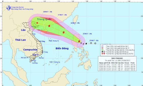 Tin mới nhất bão Pakhar giật cấp 13 trên Biển Đông