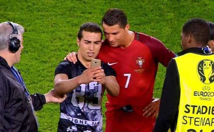 Tin tức Euro 21/6: Gareth Bale đỏ vận, Ronaldo làm soái ca vẫn đen