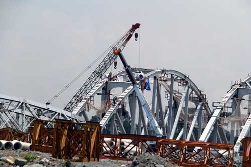 Tai nạn chết người trong lúc thi công cầu Ghềnh