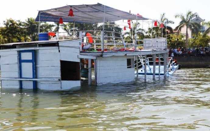 Nhiều bí mật gây sốc về tàu chìm trên sông Hàn