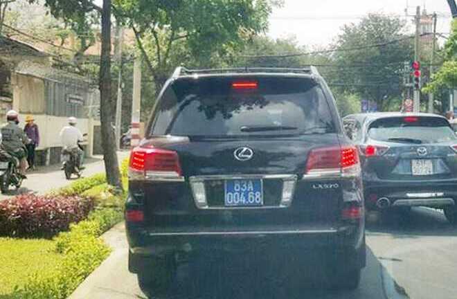 4 xe Lexus 570 gắn biển xanh: Tỉnh ủy Sóc Trăng trả xe cho công an