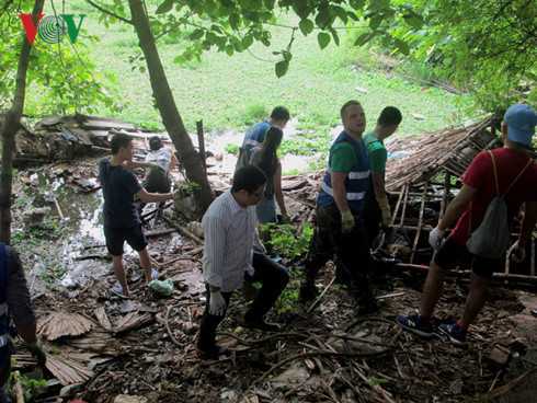 'Ông Tây' sẽ nhặt rác xuyên Việt cùng người phụ nữ đặc biệt của đời mình