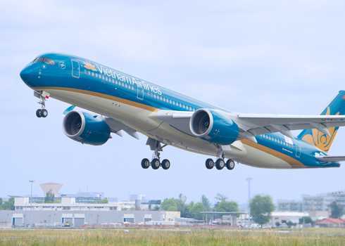 Đề nghị xử lý hình sự người chiếu laser vào máy bay