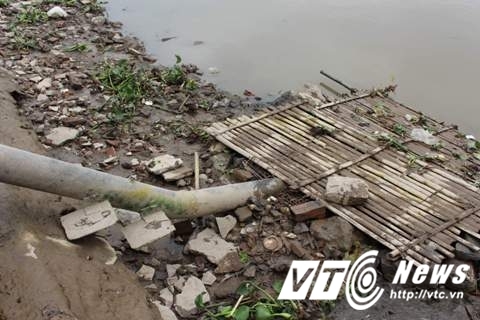 Hồi âm: Hải Phòng chỉ đạo làm rõ vụ ô nhiễm sông Lạch Tray