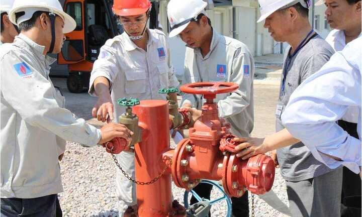 Phó Thủ tướng Vương Đình Huệ kiểm tra 2 nhà máy lỗ nghìn tỷ PVTex và DAP 2 Hải Phòng