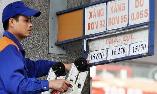 Giá xăng không tăng trước Tết
