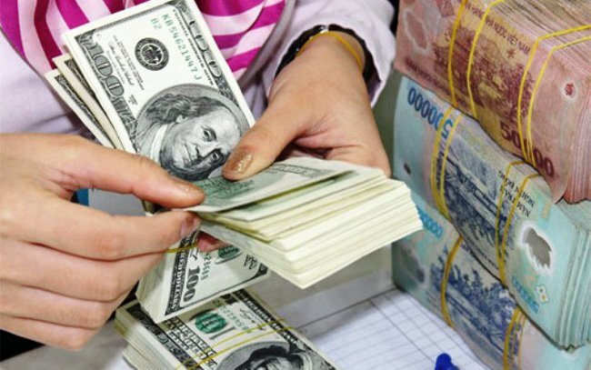 Tỷ giá 8 tháng đầu năm tăng gấp 3 lần 3 năm qua