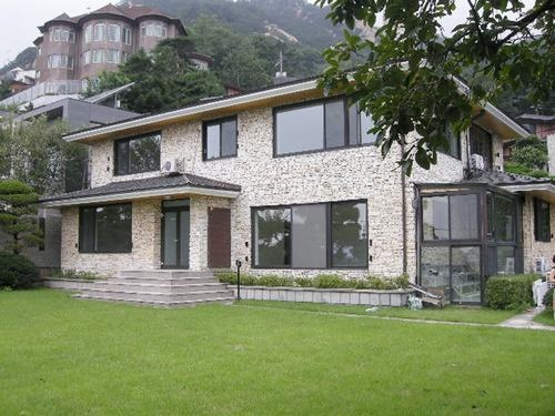 Giới nhà giàu chuộng sống trong các khu biệt thự hạng sang