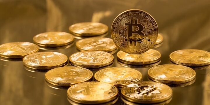 Bitcoin ‘gục ngã’ xuống 7.600 USD, vì sao?