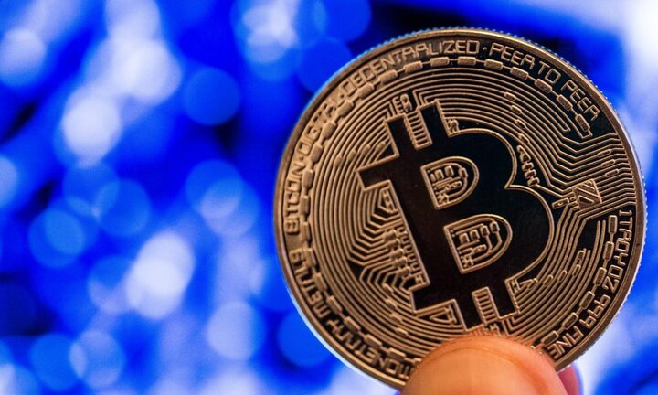 Bitcoin tiếp tục tăng 'phi mã', thị trường náo loạn