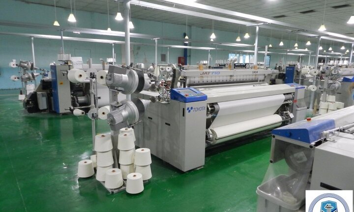 Ông lớn ngành may bạo chi, Vinatex 'đút túi' gần trăm tỷ đồng tiền mặt