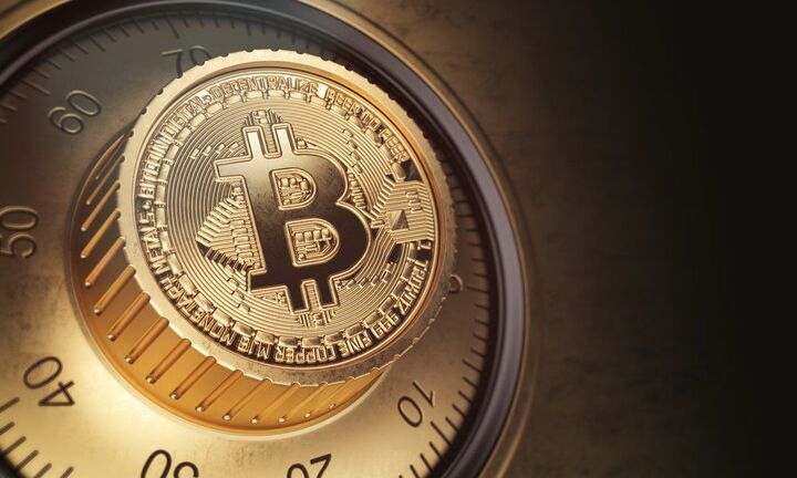 Bitcoin tăng điên đảo, vốn hóa vượt 200 tỷ USD