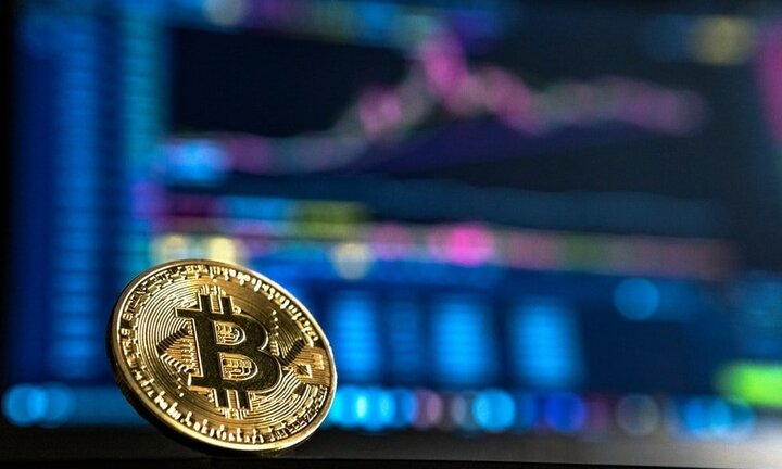 Bitcoin ‘mắc cạn’ ở ngưỡng 10.000 USD