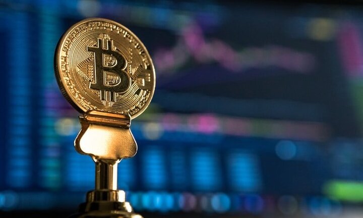 Bitcoin về 8.000 USD hay lên 31.000 USD?