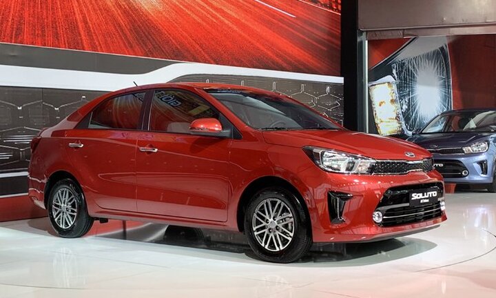 Kia Soluto giá 399 triệu đồng vừa ra mắt có gì hot?