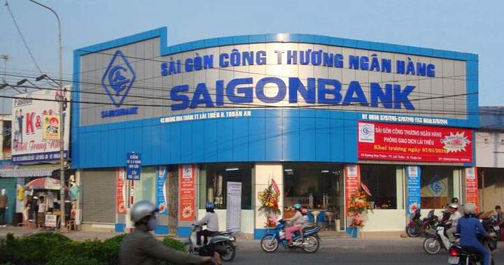 Lợi nhuận giảm sâu, SaigonBank củng cố nhân sự