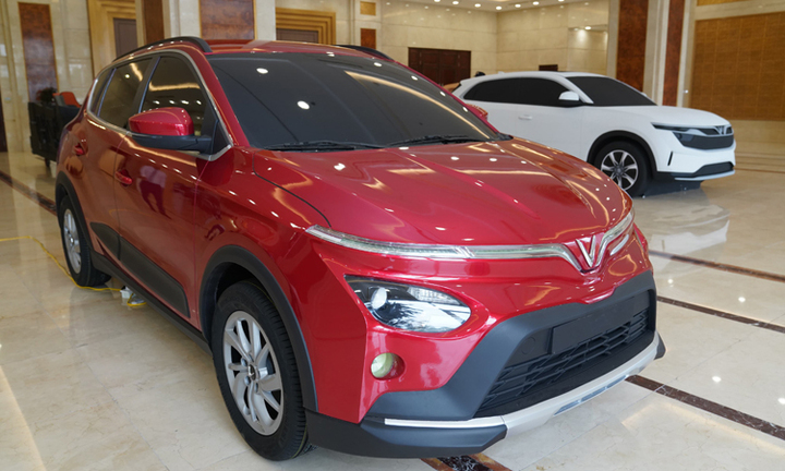 Lộ diện hai mẫu crossover mới của VinFast