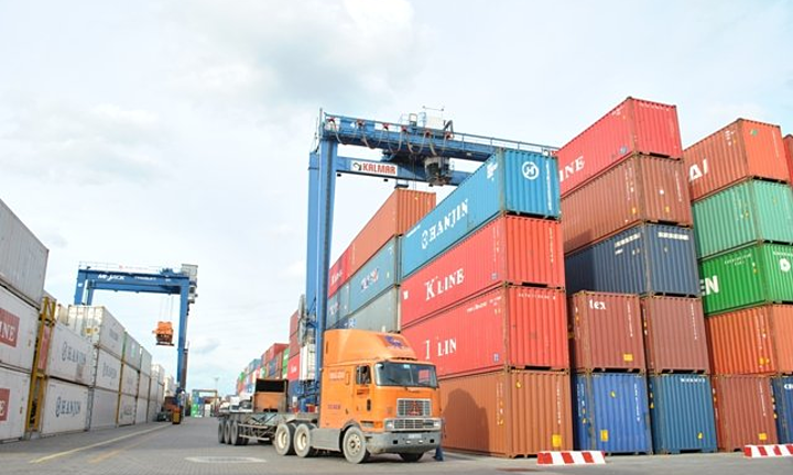 Doanh nghiệp kêu khó vì thuế linh kiện cao hơn máy nguyên chiếc