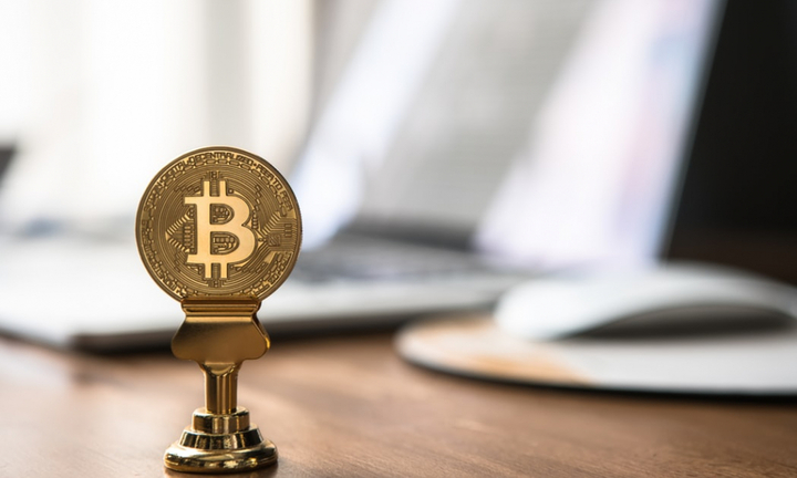 Bitcoin tiếp tục ‘đổ vỡ’, sắp về 3.000 USD?