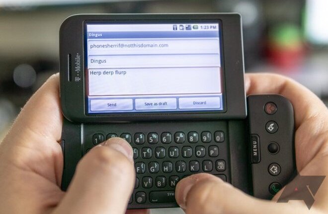 Chiếc Android 10 năm trước giờ có thể làm được gì?