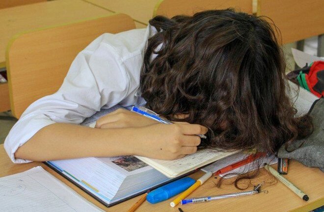 Áp lực học tập khiến học sinh TP.HCM thiếu ngủ, stress nặng