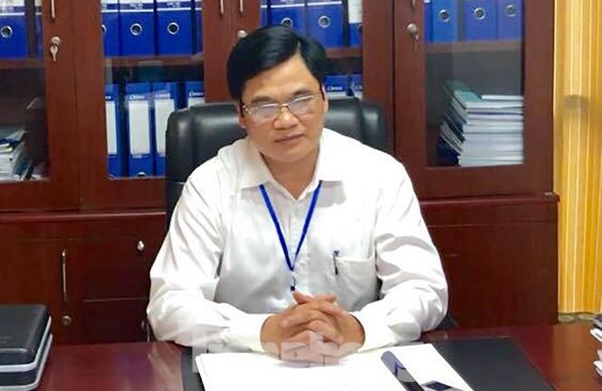 Đình chỉ 'giám thị' ở Lào Cai bắt thí sinh chép lại bài thi