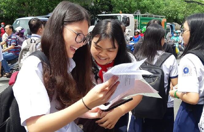 Lỗi đánh máy, TP.HCM điều chỉnh điểm chuẩn trường THPT Nguyễn Hiền