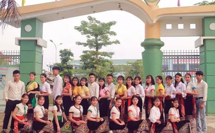 Lớp học 100% học sinh dân tộc đạt 21,5 điểm khối C trở lên