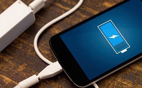 Bài toán sạc pin điện thoại trong đề kiểm tra đội tuyển IMSO 2017