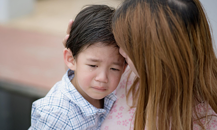 5 sai lầm của cha mẹ khiến con không thể trưởng thành