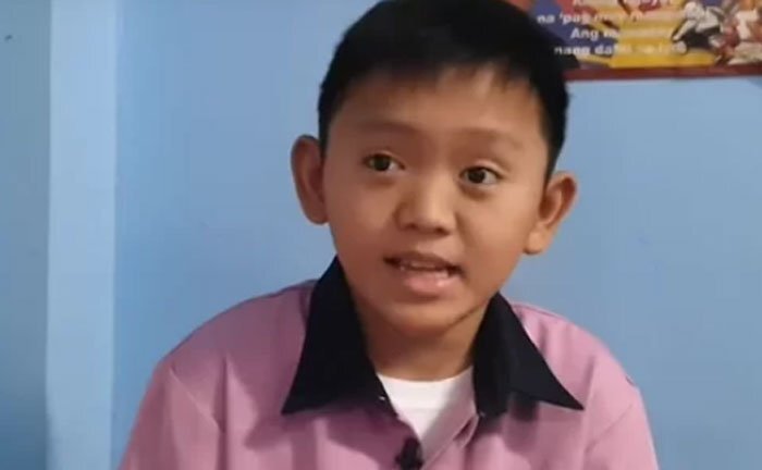 Thầy giáo 22 tuổi 'mặt búng ra sữa', thường bị nhầm là học sinh tiểu học