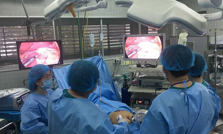 Bị tố mổ sống, Bệnh viện Chợ Rẫy nói ‘đúng quy trình’