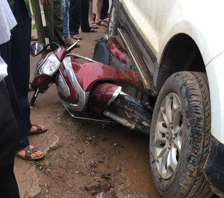 Khởi tố chủ doanh nghiệp gây tai nạn, đánh cảnh sát giao thông