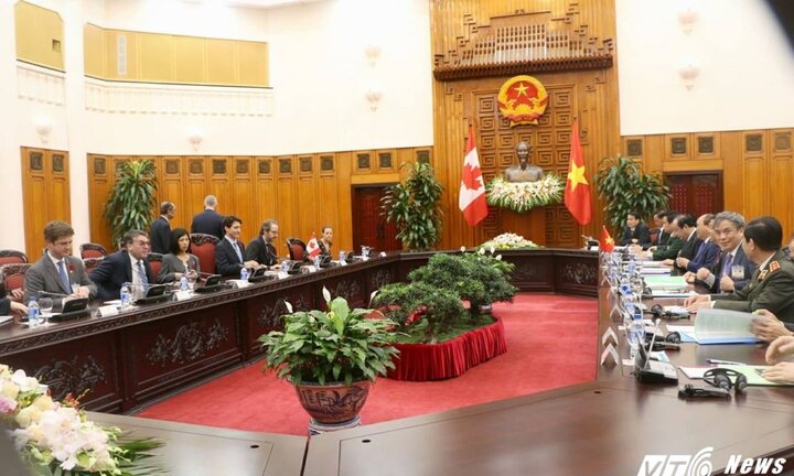 Thiết lập khuôn khổ quan hệ đối tác toàn diện giữa 2 nước Việt Nam - Canada
