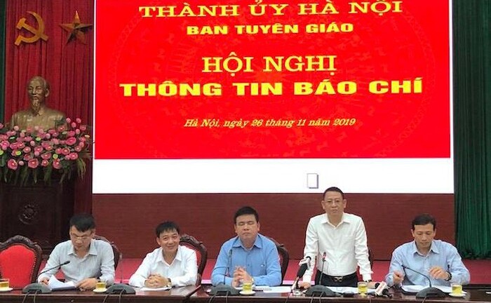 Hơn 2.000 học sinh Mê Linh nghỉ học: Dừng cắm, bàn giao mốc giới dự án nghĩa trang Thanh Tước